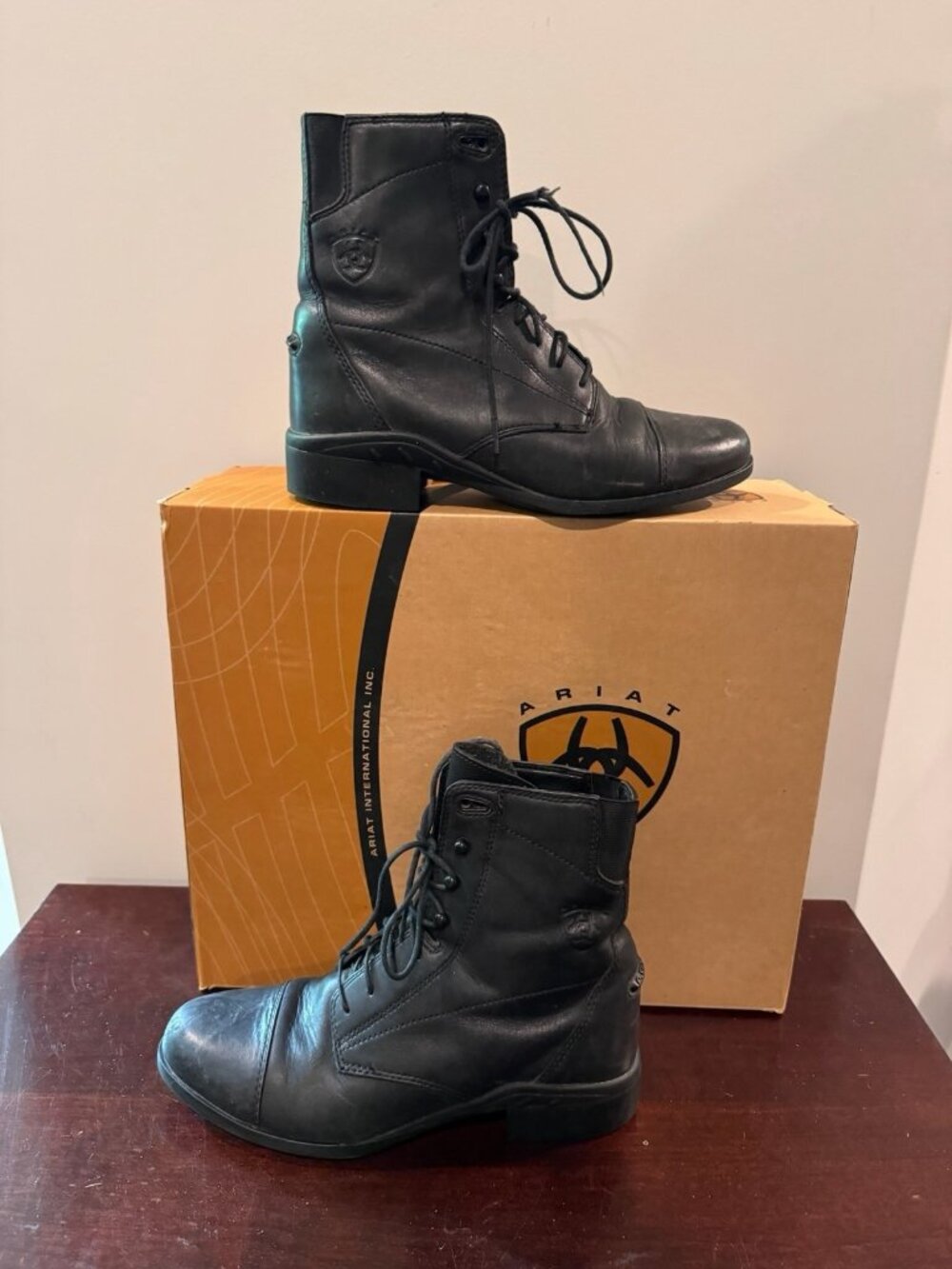 Ariat Heritage IV Paddock Boots Women's 6.5B Black Leather Combat Comfort - Picture 2 of 11